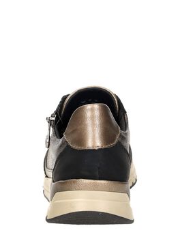 Sneakers Laag