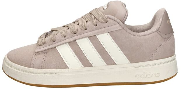 GRAND COURT ALPHA 00s - large