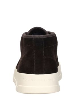 TH Court Suede Chukka