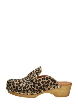 Clogs