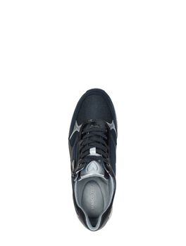 Sneakers Laag