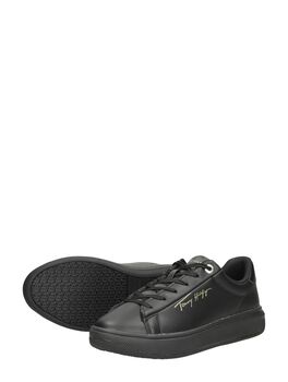 Signature Court Sneaker