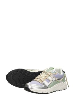 Sneakers Laag