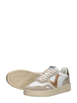 Sneakers Laag