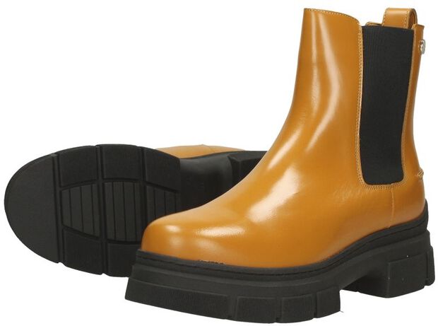 Preppy Outdoor Low Boot - large