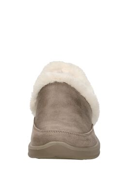 Slip-Ins: Cozy Escape