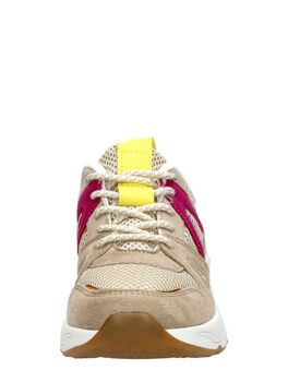 Sneakers Laag