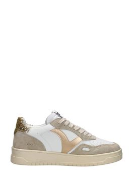 Sneakers Laag