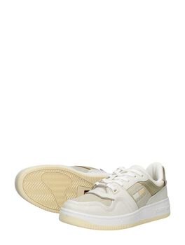 TJW Retro Basket