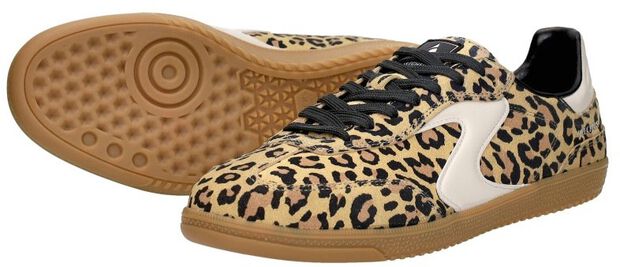 Hotshot - On The Prowl - large