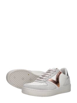 Sneakers Laag