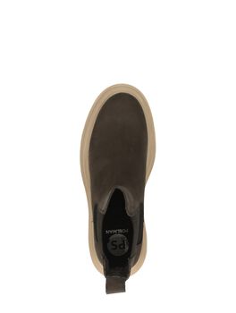 Chelsea boots