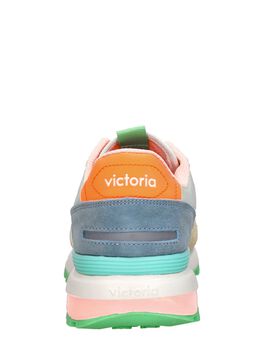 Sneakers Laag