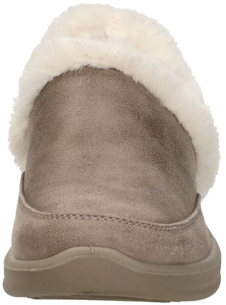 Slip-Ins: Cozy Escape - large