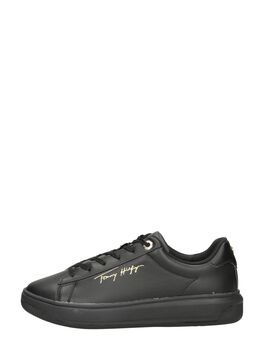 Signature Court Sneaker