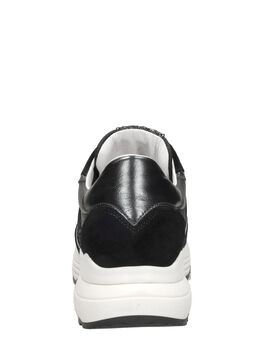 Sneakers Laag