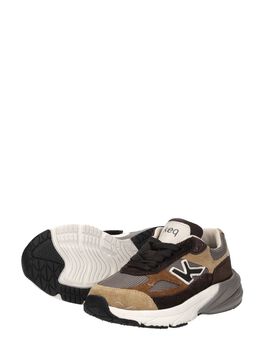 Sneakers Laag
