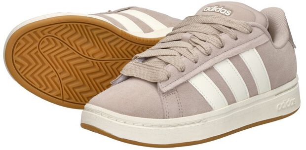 GRAND COURT ALPHA 00s - large