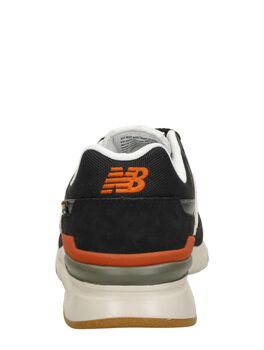 997