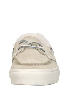 2-Eyelet Boat Shoe