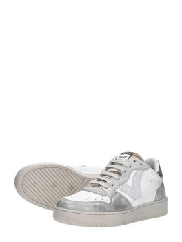 Sneakers Laag