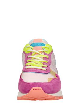 Sneakers Laag