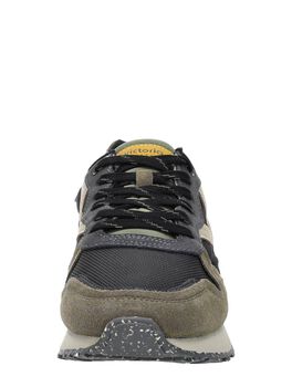 Sneakers Laag