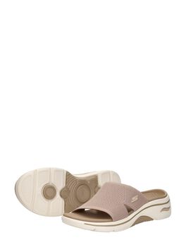 Go Walk Arch Fit 2.0