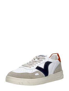 Sneakers Laag